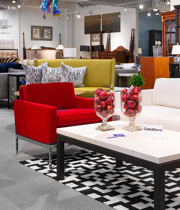 How to Tell the Difference Between a Veneer and a Laminate